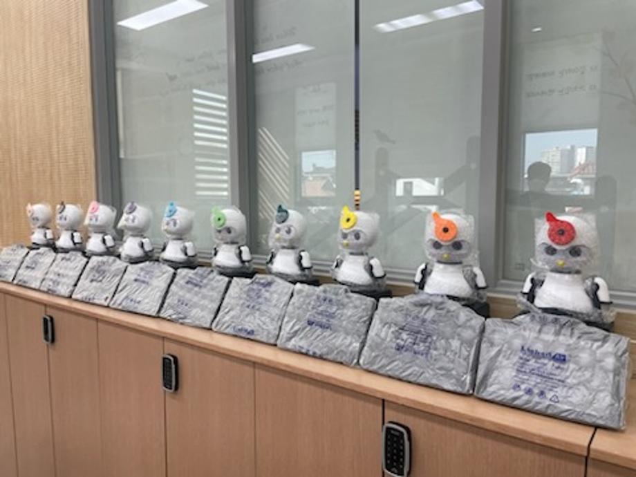 홍성군, 충남 최초 ICT 기술접목 AI로봇 활용 치매예방관리 이미지