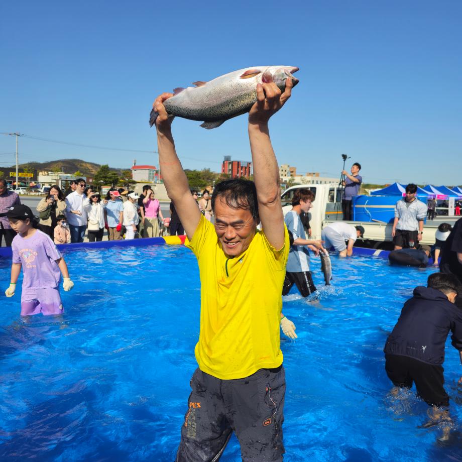 제4회 홍성 남당항 ‘바다송어축제’ 개막식 ‘성료’ 이미지