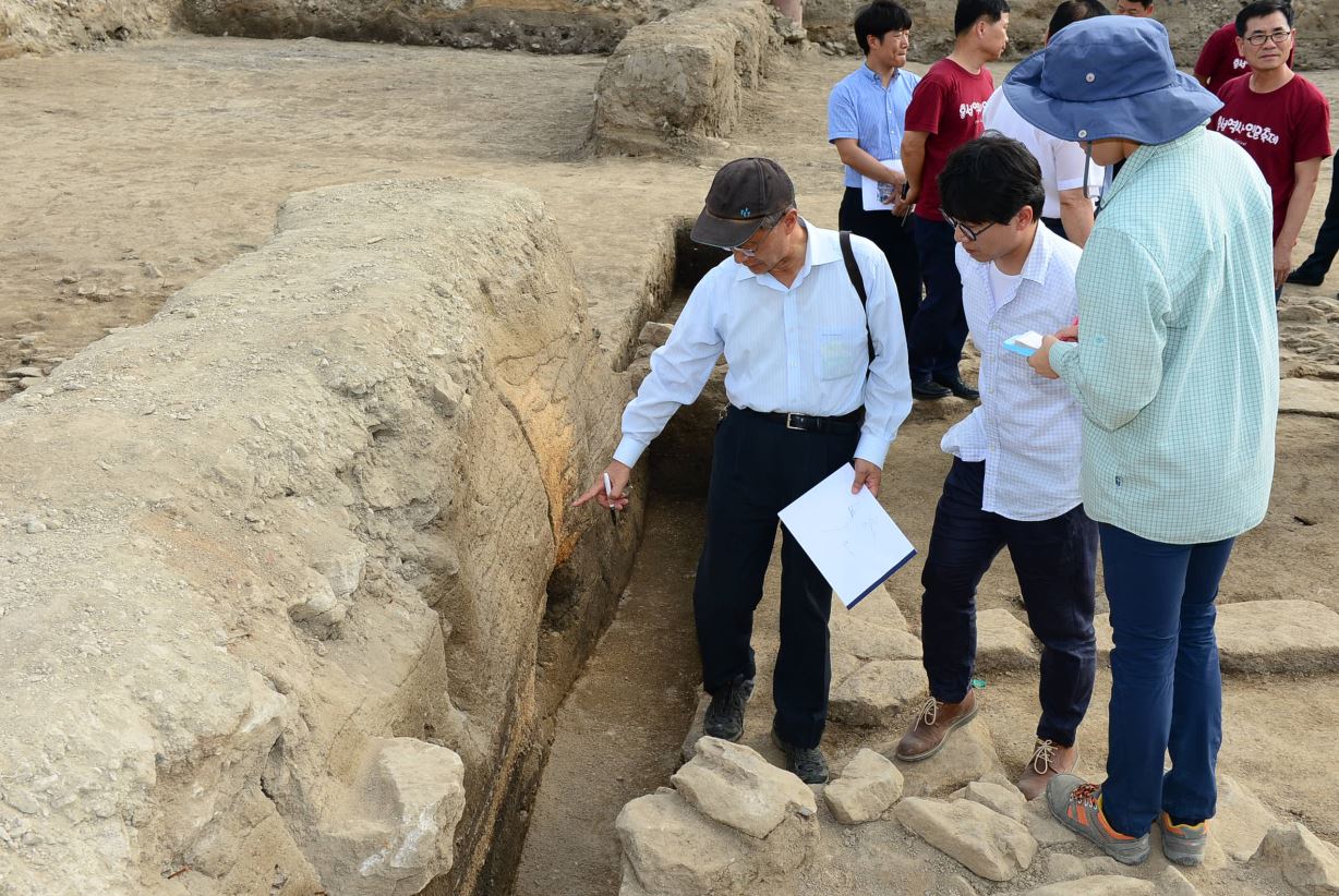 홍성군, 지역발전 견인할 대형 국책사업 발굴 대선 공약화 추진 !! 이미지