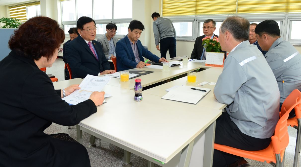 김석환 홍성군수, 주요기업 방문 현장애로 청취 이미지