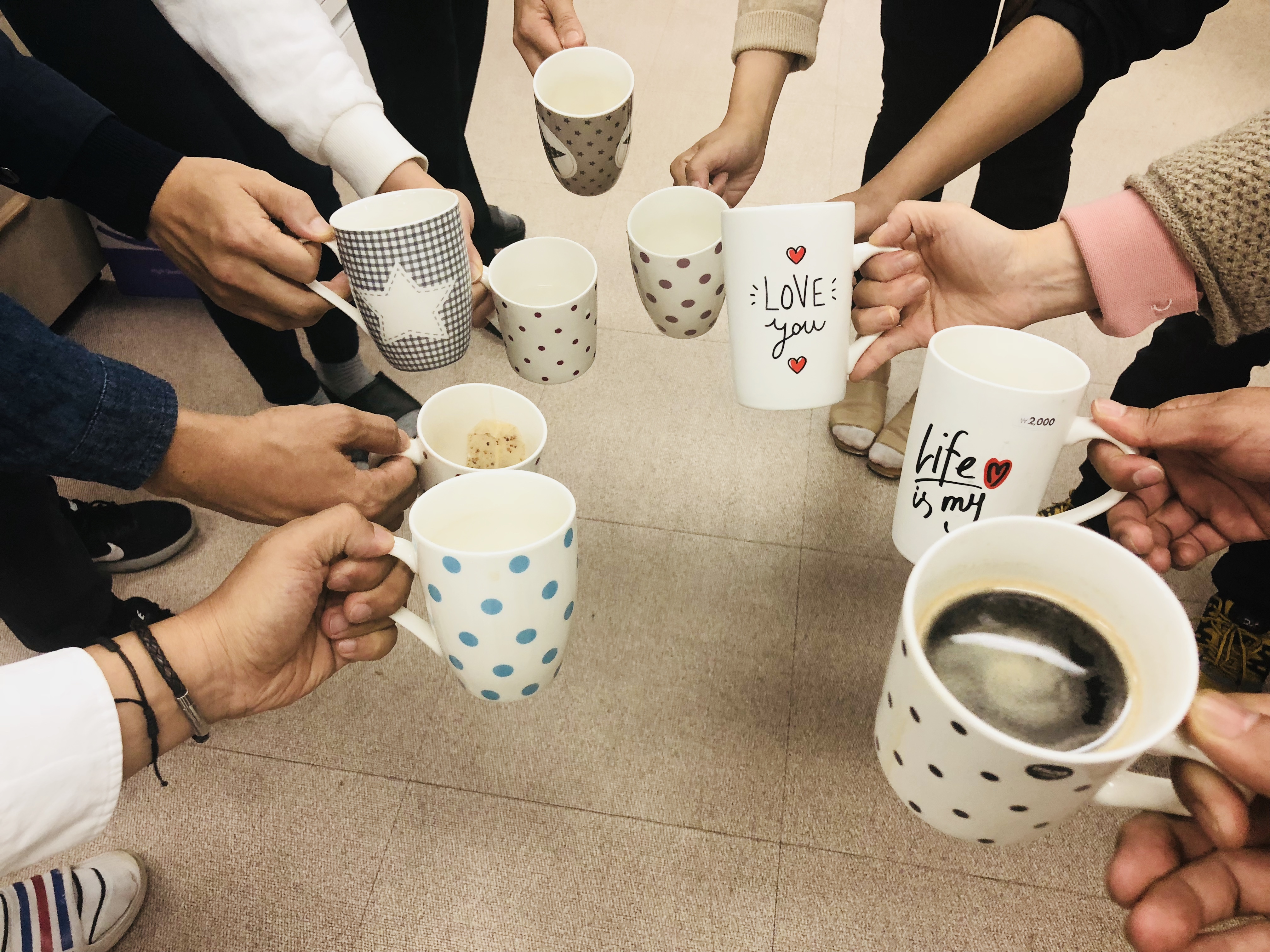 홍성군 수도사업소, 공무원부터 앞장서는 ‘종이컵 없애기’ 이미지